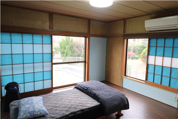 洋室1(入口から撮影)