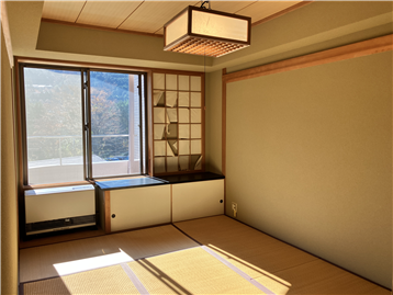 南側により自然光が入る和室2