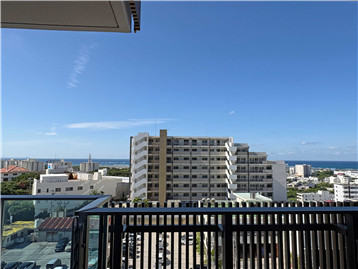 バルコニーからの眺望／正面（北西方向）を撮影