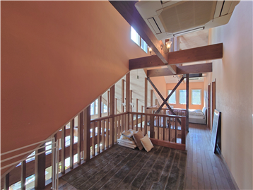 2階ホールを北側より