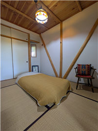 和室（押入方向を撮影）