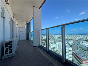 オーシャンビューのバルコニー