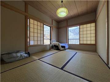 和室２（北東方向を撮影）