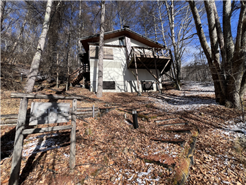 建物外観(北方向を撮影)