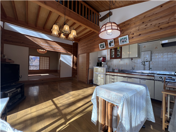 勾配天井で開放感のあるＬＤＫ