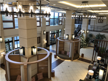 ホテル棟ロビー