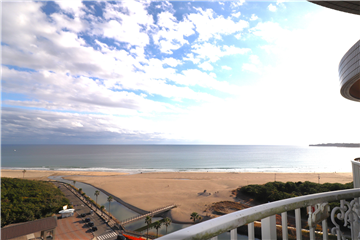 バルコニーから南方向の眺望