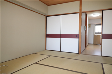 和室（サンルーム側より撮影）