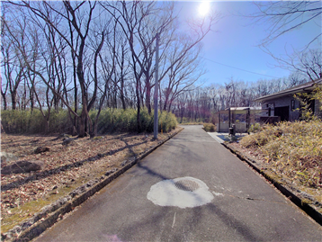 南西側約5.0ｍ幅の接面道路