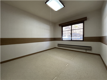 洋室(入口から撮影/リフォーム・補修等前)