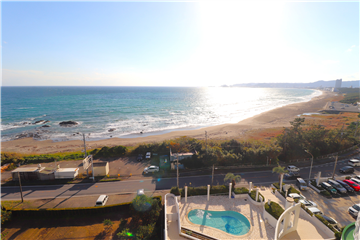 バルコニーからの眺望(南方向を撮影)