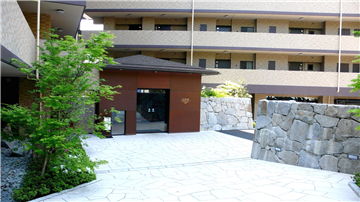 マンションアプローチ