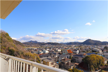 南側バルコニーから東南方向の眺望