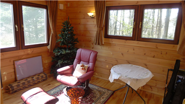 洋室２（入口より撮影）