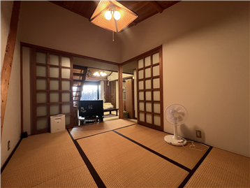 和室／ＬＤＫ側を撮影