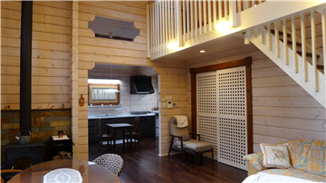 リビング（ダイニング・キッチン方向を撮影）