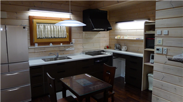 ダイニング・キッチン（西方向を撮影）