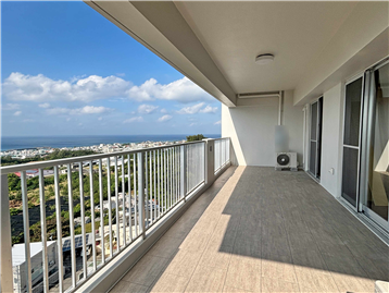 オーシャンビューの南西側バルコニー