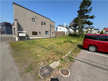 敷地南東側より北西方向を撮影