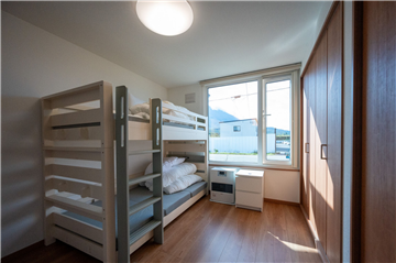 洋室2(南方向を撮影)