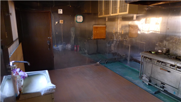 １階洋室１（玄関側から撮影）