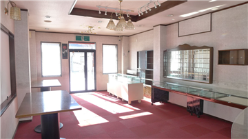 1階店舗(南入口側を撮影)