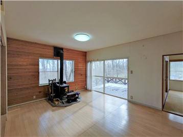 LDKの北側角よりデッキ方向