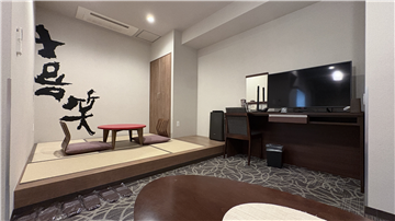 タタミコーナー／カウンタースペース