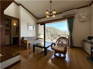 LDK(開口部方向を撮影)