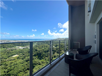 オーシャンビュー・東向きのバルコニー