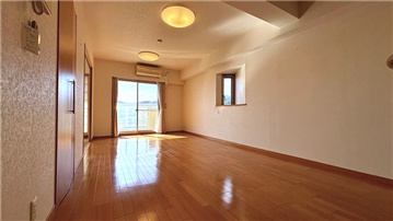 LD/通風・採光に優れた角住戸です(リフォーム・補修等前)