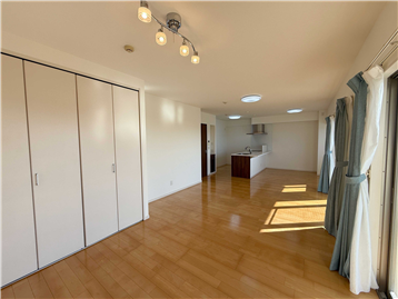 約21.4畳のLDK／北西角から撮影