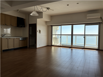 LDK（洋室側から撮影）