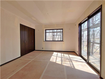 LDKから洋室を撮影：リフォーム・補修等施工中