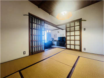 和室よりLDK方向を撮影