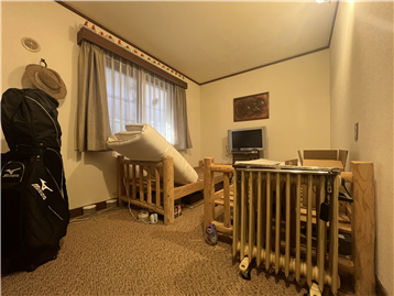 洋室(入口から撮影)