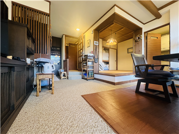 LDK(和室方向を撮影)