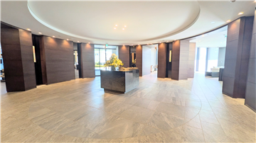 グランドエントランスホール