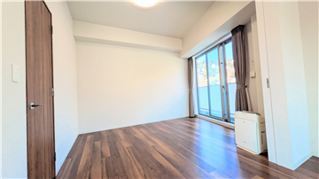 約7.8畳の洋室1/北東面のバルコニーに面しています