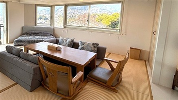 和室（キッチン方向から撮影）