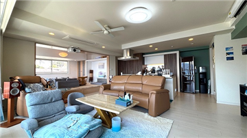 LDK（キッチン方向を撮影）