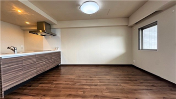 ダイニングスペース／北東側を撮影