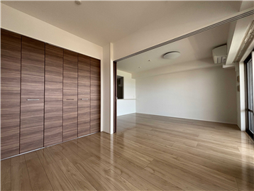 洋室2からLD方向を撮影