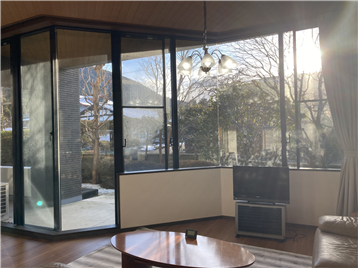 LDKから専用庭方向を撮影