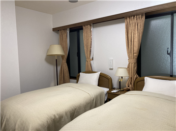 洋室1(居室入口から撮影)