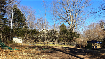 敷地北東方向を撮影