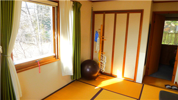 和室（南東側より撮影）