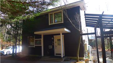 建物外観（南東方向を撮影）