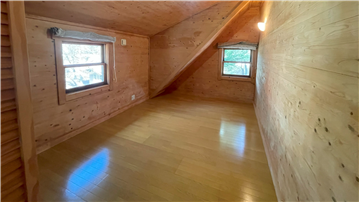 2階洋室1（入口より撮影）