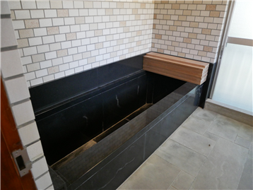 広々とした浴室/約7.3 ㎡